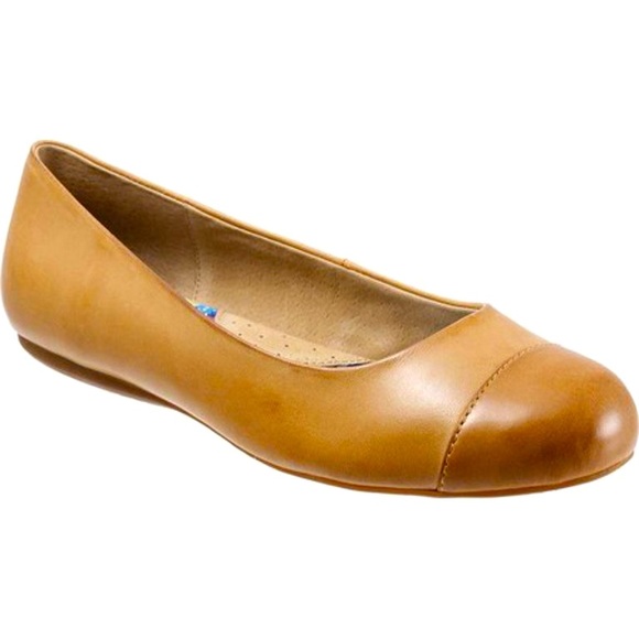 SoftWalk Shoes - SoftWalk Napa Comfort Leather Ballet Flat